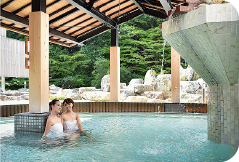 ランチやスイーツ＆パンもお得に！